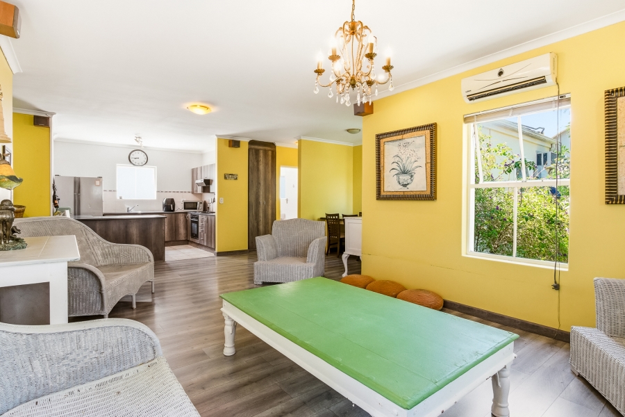 2 Bedroom Property for Sale in Zevenzicht Western Cape